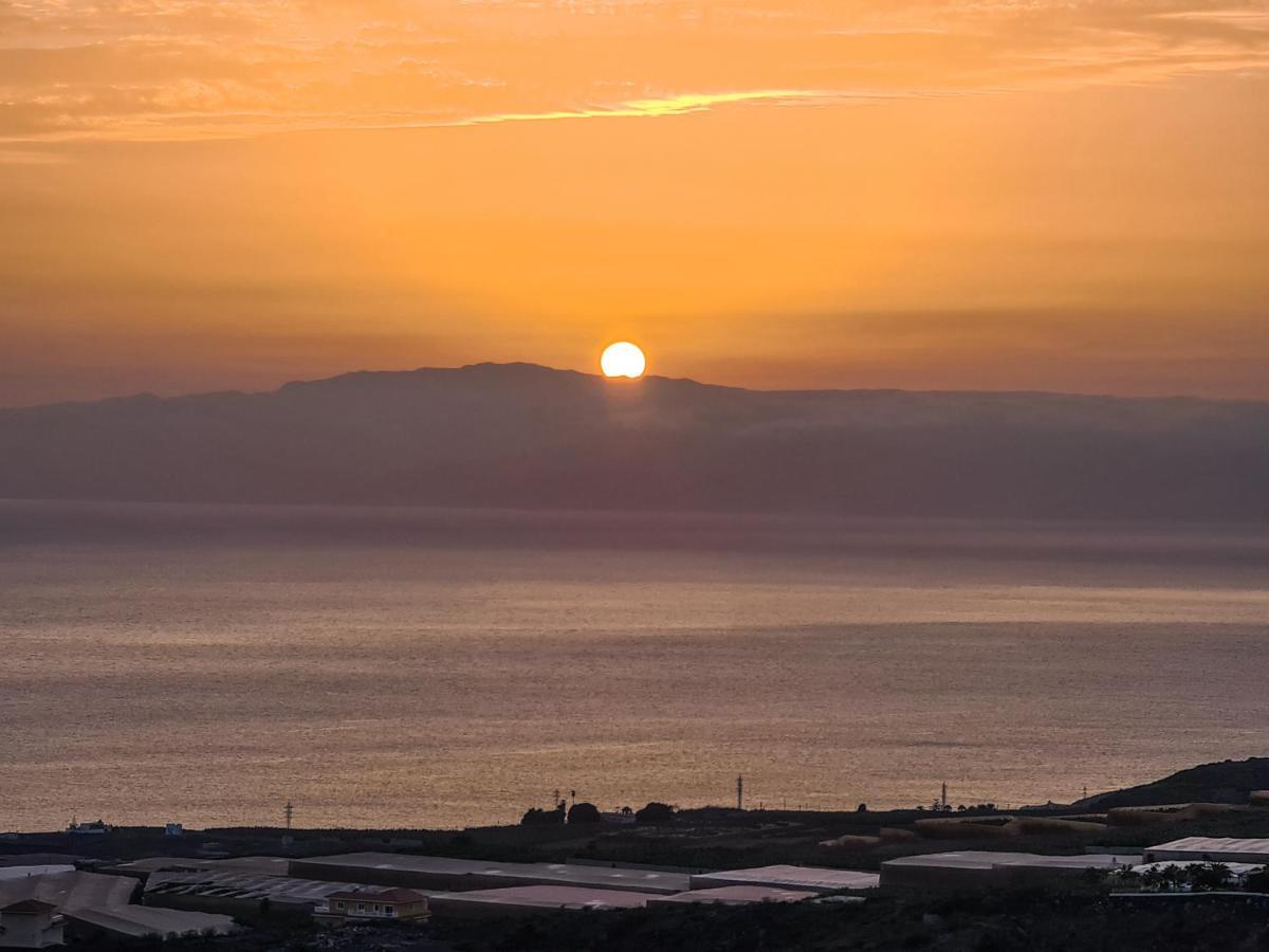 Oceanview Boutique House, 125 Sqm, Parking, Sunset Rooftop Costa Adeje Dış mekan fotoğraf